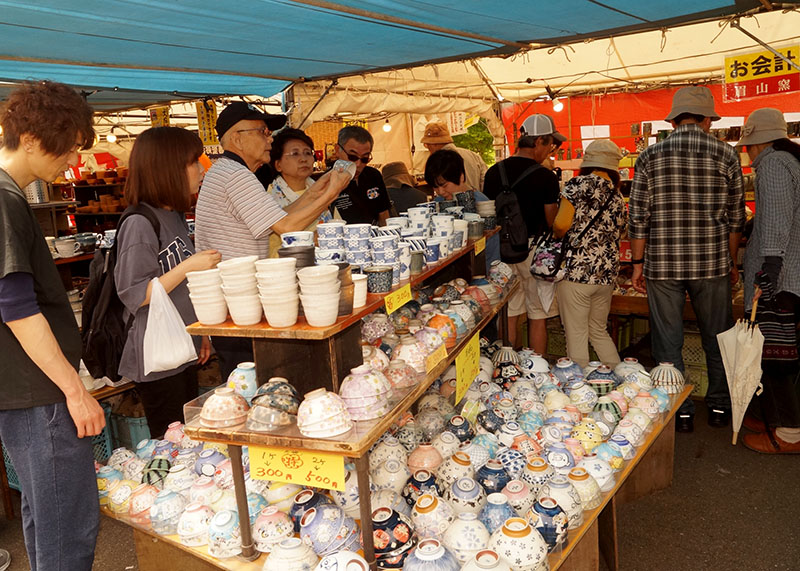 国内有名産地50万点 大陶器市にぎわう 展勝地で開幕 北上 Iwanichi Online 岩手日日新聞社 国内有名産地50万点 大陶器市にぎわう 展勝地で開幕 北上 Iwanichi Online 岩手日日新聞社