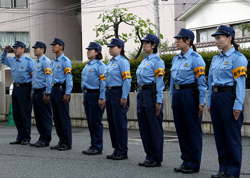 女性警察官、初の県外出動 県警・特別生活安全部隊 北海道被災地へ派遣【岩手】｜Iwanichi Online 岩手日日新聞社