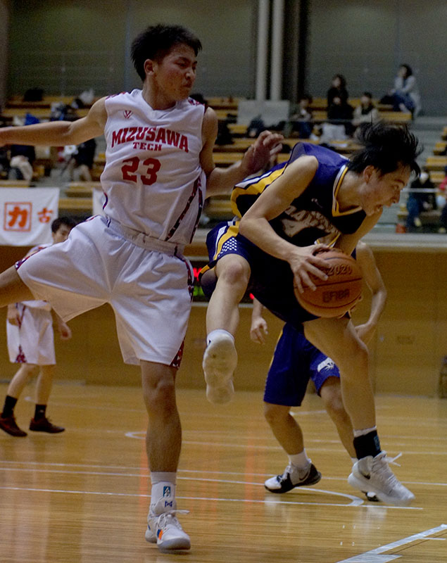 全国切符懸け熱戦 県高校選抜バスケ開幕 花巻 Iwanichi Online 岩手日日新聞社 全国切符懸け熱戦 県高校選抜バスケ開幕 花巻 Iwanichi Online 岩手日日新聞社