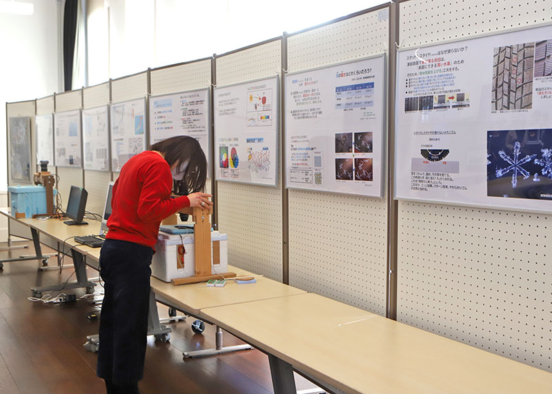 雪の不思議知って 奥州宇宙遊学館 特別展示 Iwanichi Online 岩手日日新聞社 雪の不思議知って 奥州宇宙遊学館 特別展示 Iwanichi Online 岩手日日新聞社