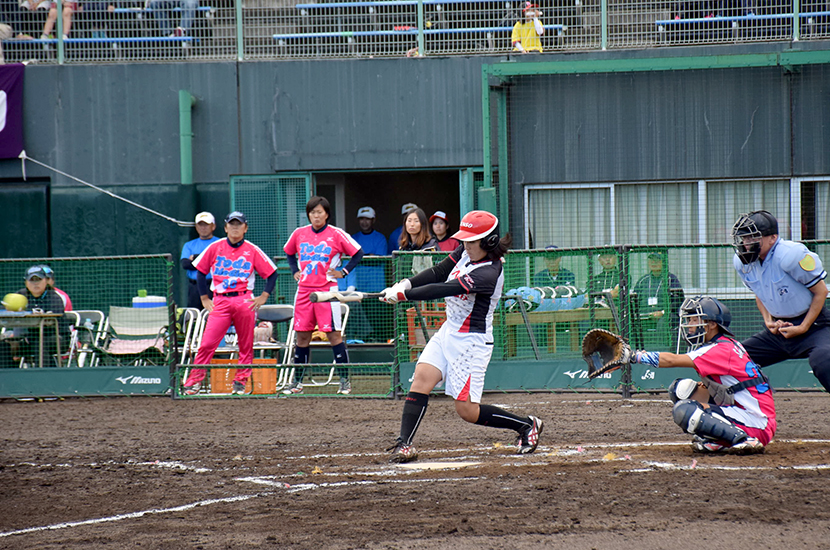 トップ選手がプレー 日本女子ソフトボールリーグ岩手大会 一関で開幕 Iwanichi Online 岩手日日新聞社